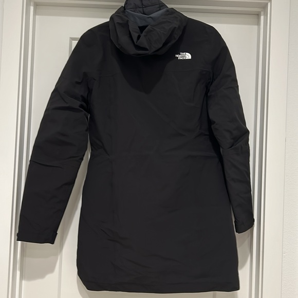 NWT Northface Women’s Tball Tri Parka - Picture 4 of 4